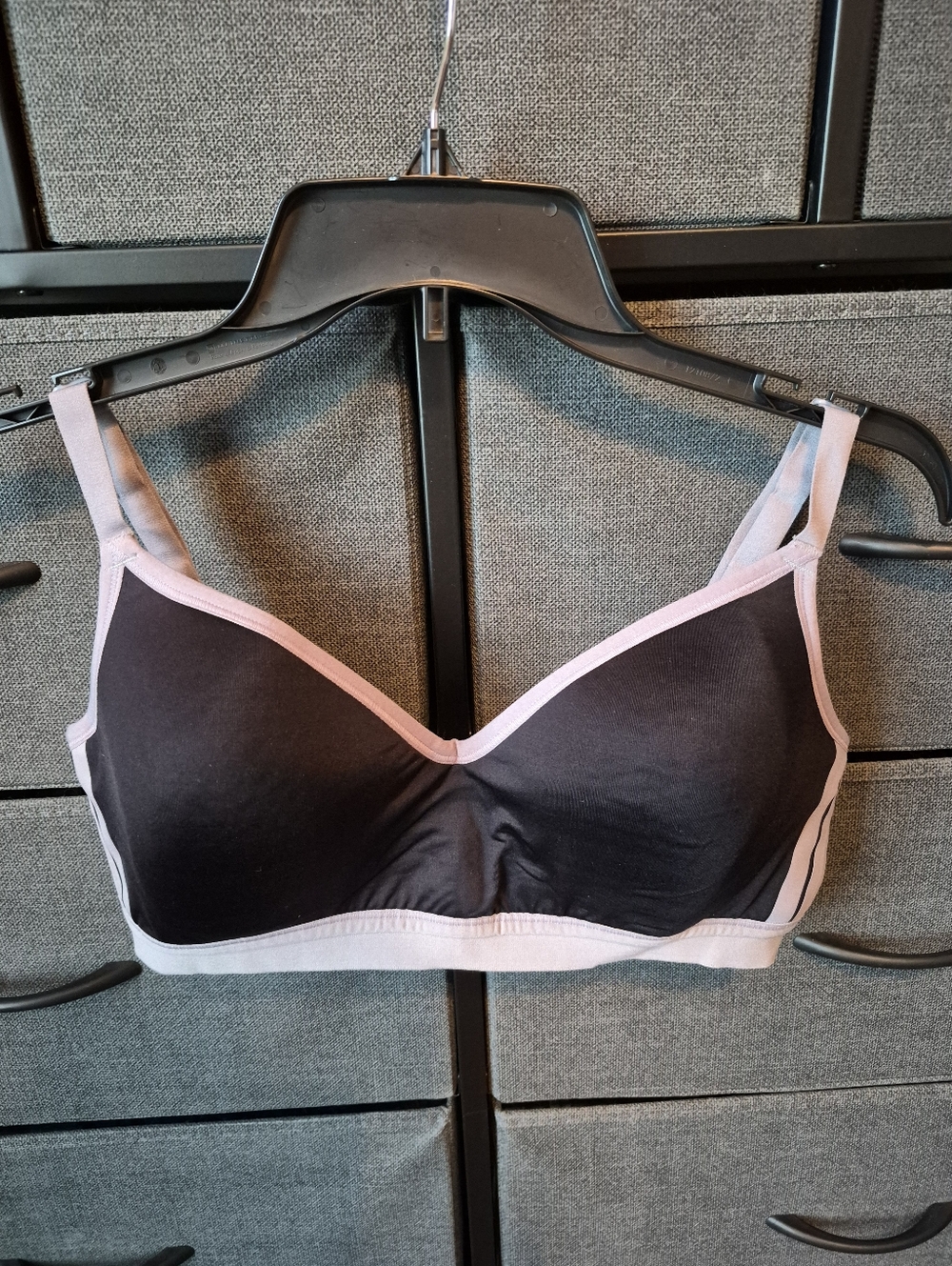 Lily of France Black & Grey Wireless Sports Bra